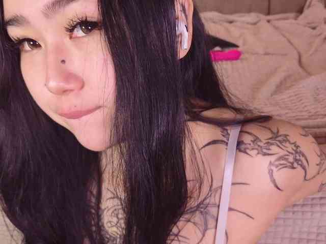 Yuriko-May webcam