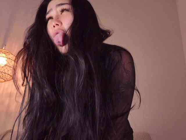 Yuriko-May Yuriko-May