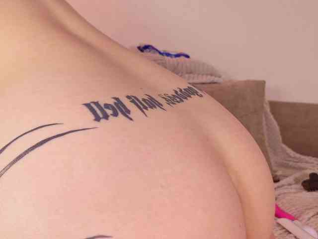 Yuriko-May Live Webcam on BongaCams