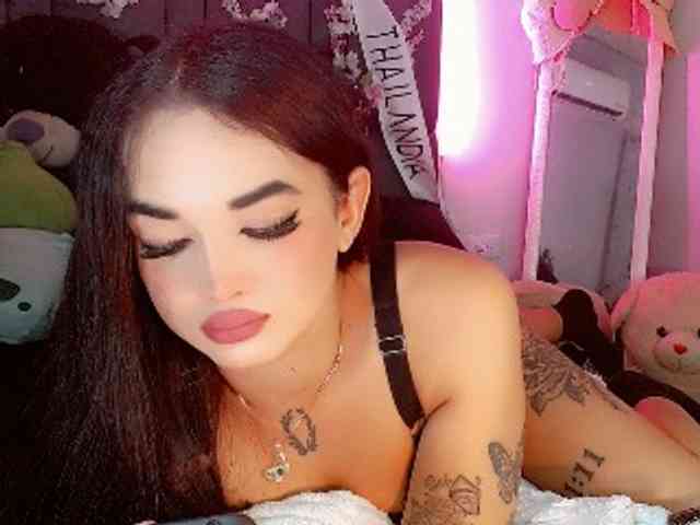 Little-Vale- Sex Cam Show