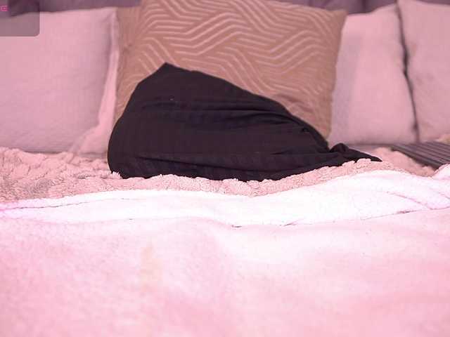 MiaKay live cam on BongaCams