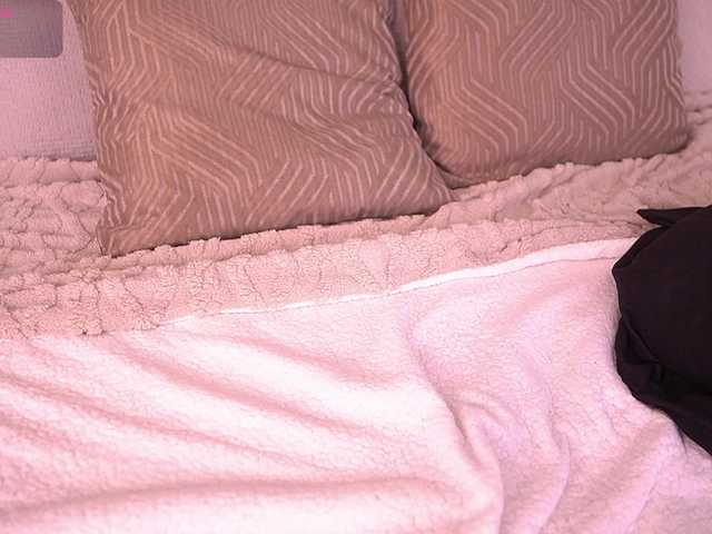 MiaKay live cam on BongaCams