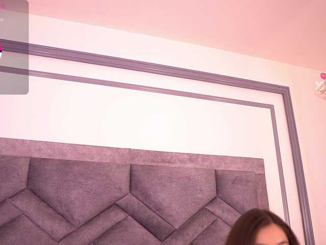 MiaKay live cam on BongaCams