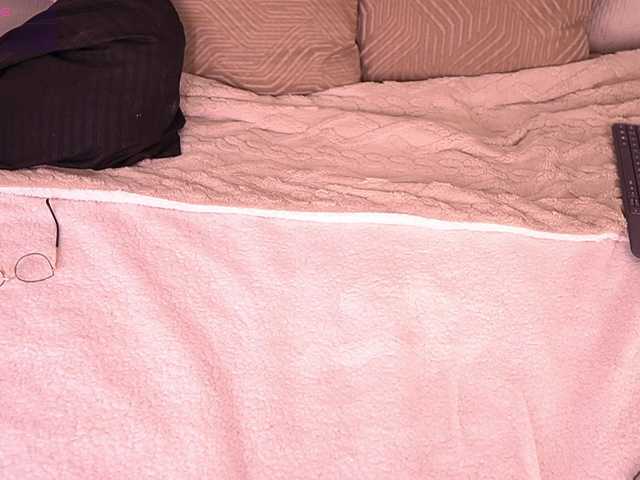 MiaKay live cam on BongaCams