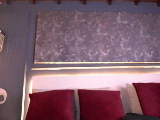 MiaKay live cam on BongaCams