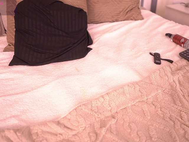 MiaKay live cam on BongaCams