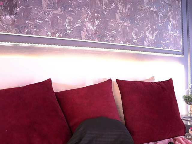 MiaKay live cam on BongaCams