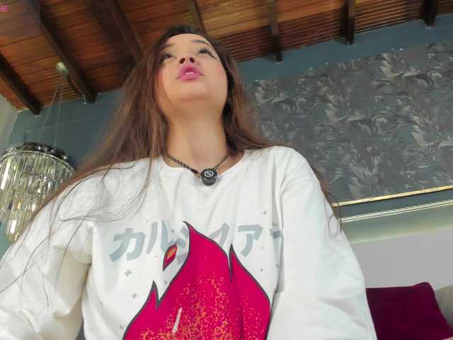 MiaKay live cam on BongaCams
