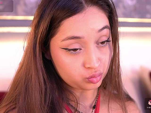 MiaKay live cam on BongaCams