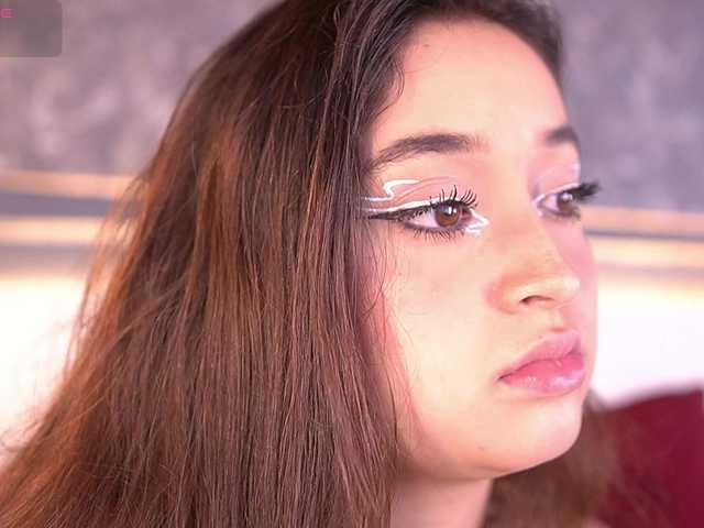 MiaKay live cam on BongaCams