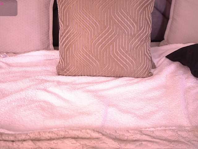 MiaKay live cam on BongaCams