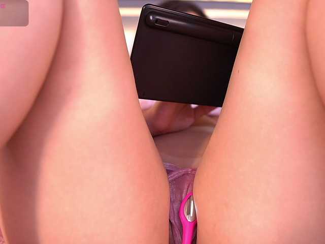 MiaKay live cam on BongaCams