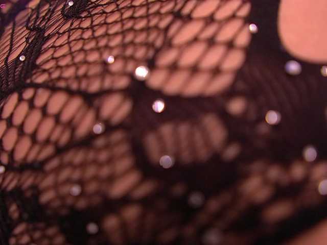 MiaKay live cam on BongaCams