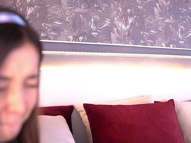 MiaKay live cam on BongaCams