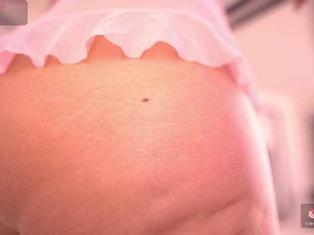 MiaKay live cam on BongaCams