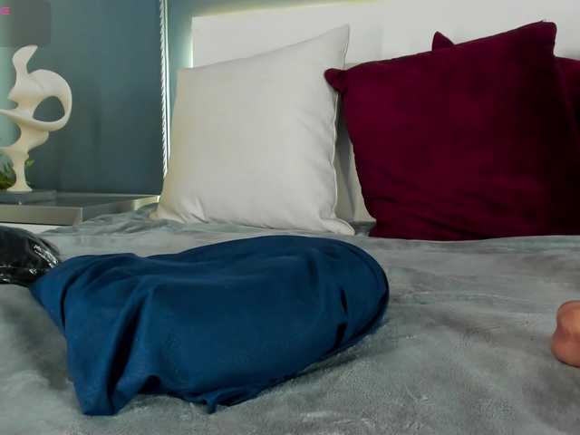 MiaKay live cam on BongaCams