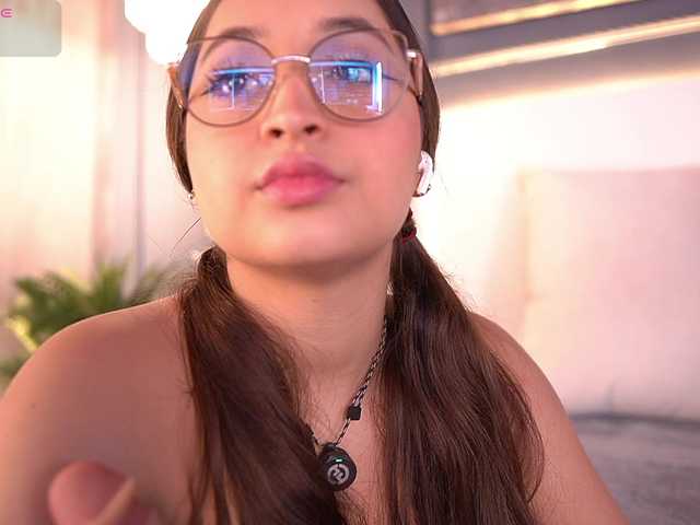 miakay live sex