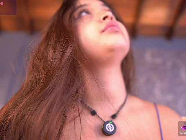 MiaKay live cam on BongaCams