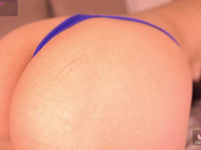 MiaKay live cam on BongaCams