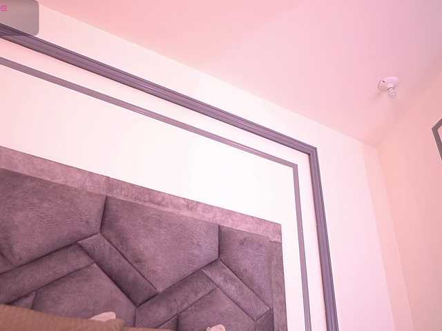 MiaKay live cam on BongaCams