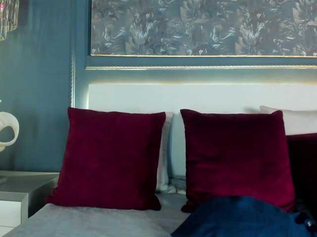 MiaKay live cam on BongaCams