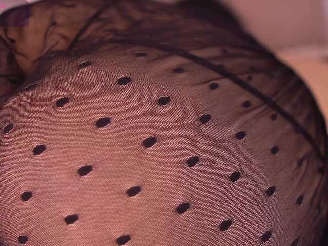MiaKay live cam on BongaCams