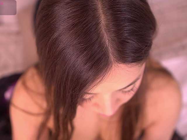MiaKay live cam on BongaCams