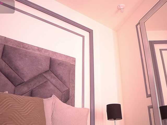 MiaKay live cam on BongaCams