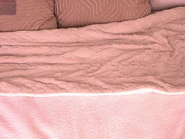 MiaKay live cam on BongaCams