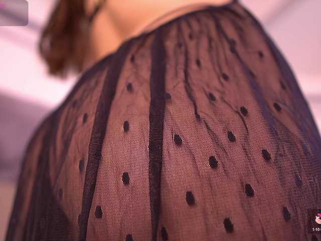 MiaKay live cam on BongaCams