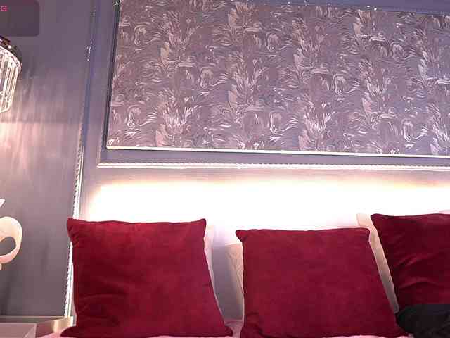 MiaKay webcam