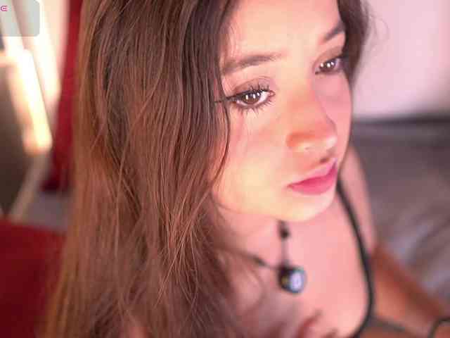 MiaKay webcam