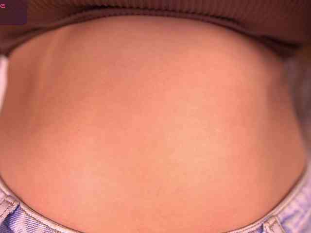MiaKay webcam