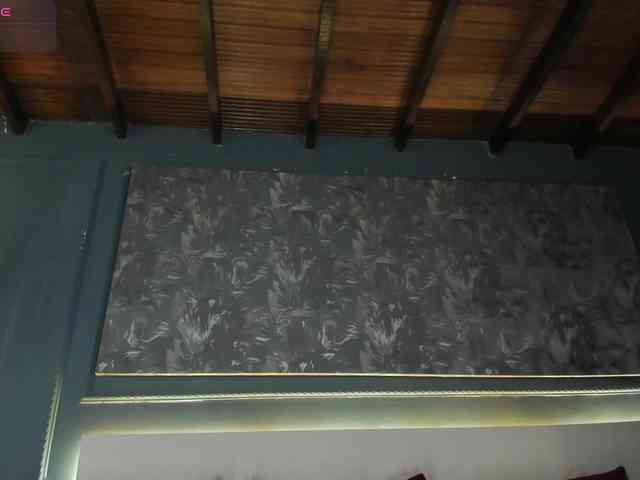 MiaKay webcam