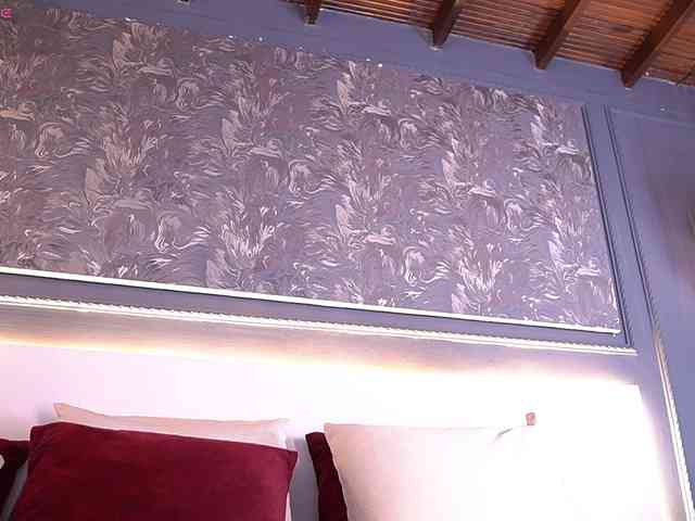 MiaKay webcam