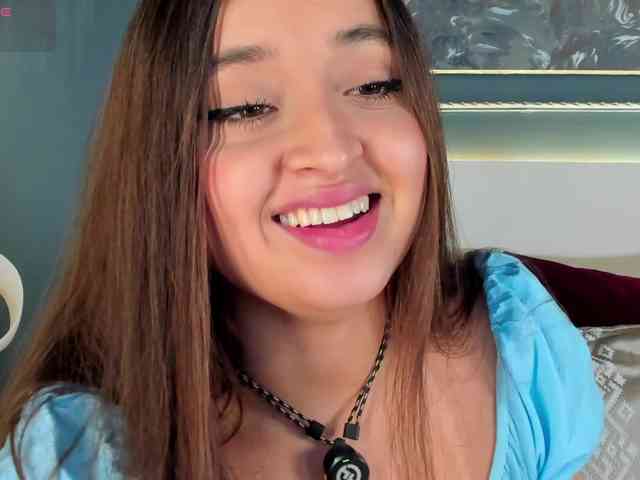 MiaKay webcam