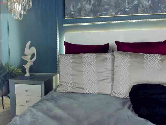 MiaKay webcam