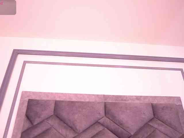 MiaKay webcam