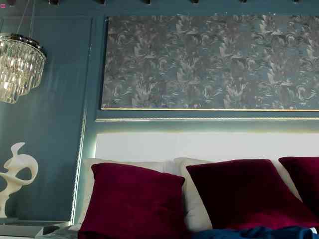 MiaKay webcam