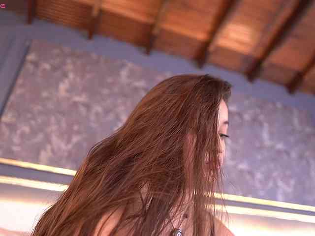 MiaKay webcam