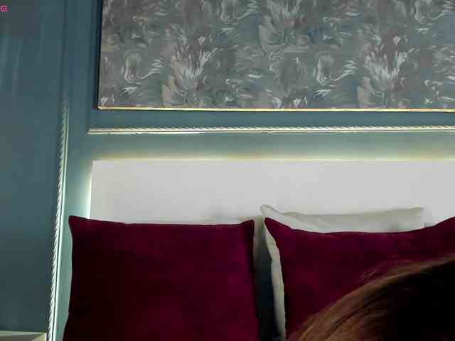 MiaKay webcam