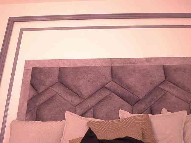 MiaKay webcam
