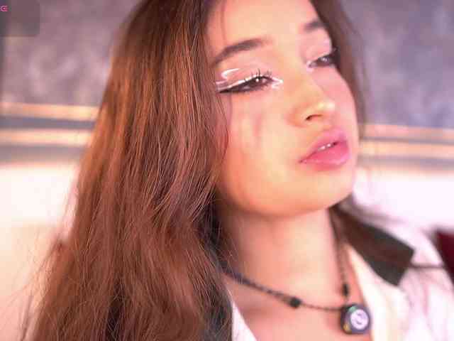 MiaKay webcam