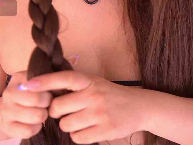 MiaKay webcam