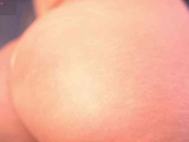 MiaKay webcam