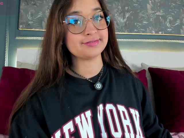 MiaKay MiaKay
