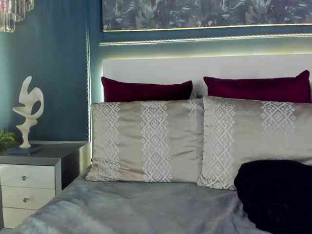 MiaKay webcam