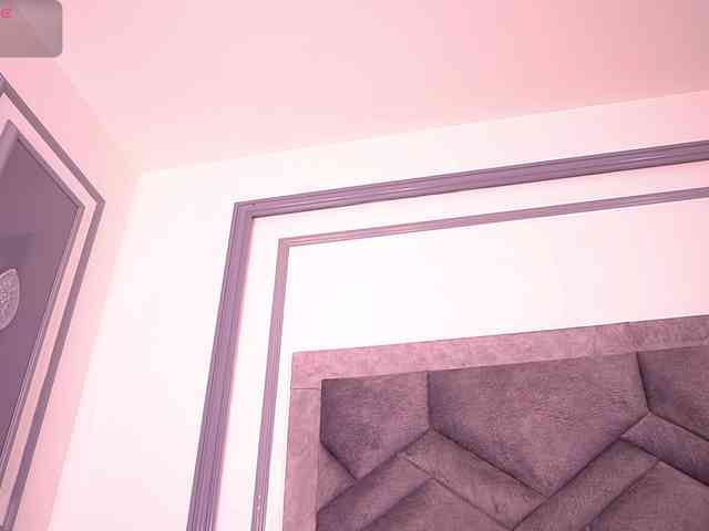 MiaKay webcam