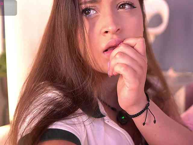 MiaKay webcam