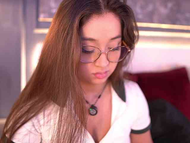 MiaKay